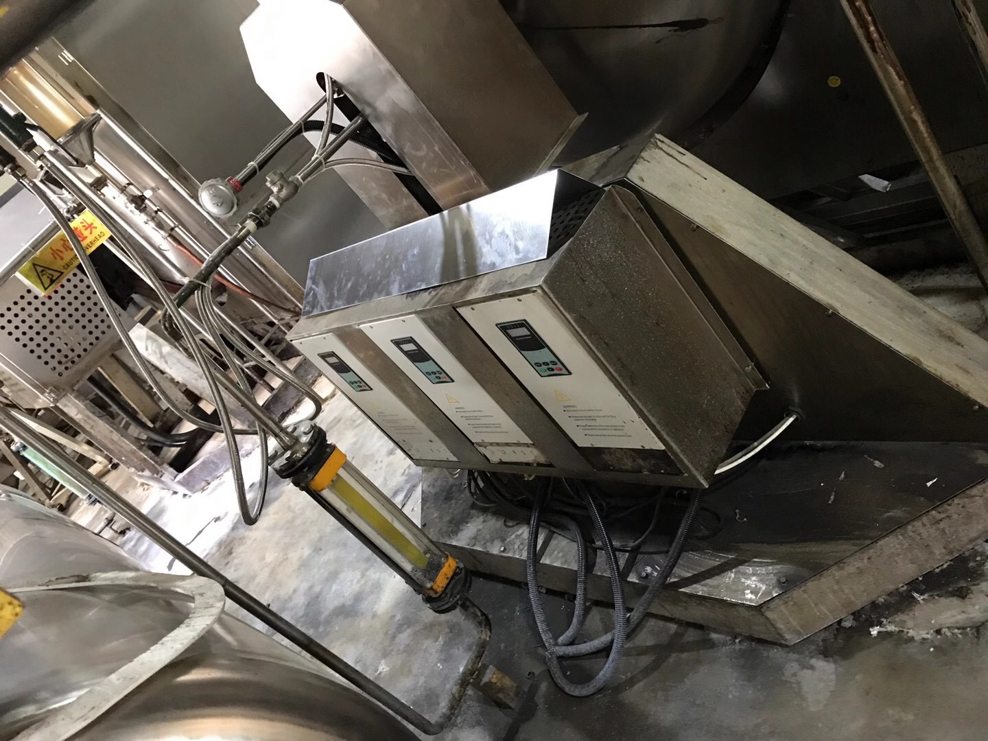 德斯达专业生产电磁加热器,电磁感应加热器,电磁感应采暖炉